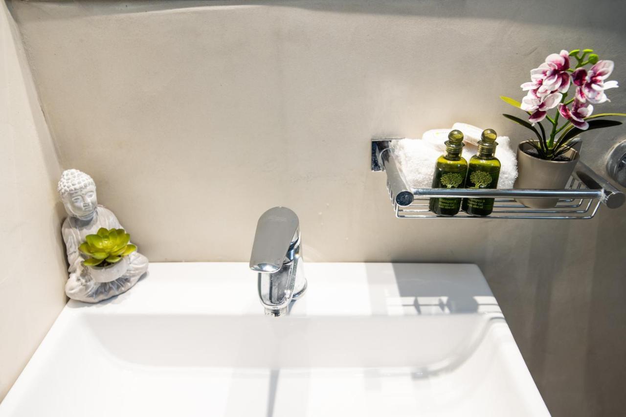 Whitelist Suite & Maisonette III In Mykonos Town ภายนอก รูปภาพ